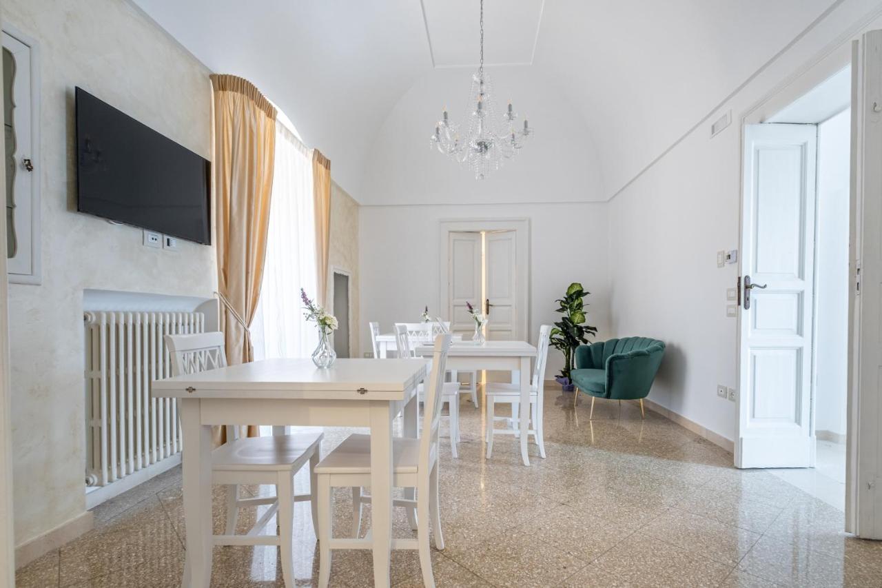 Chic B&B Piazza della Libertà Ostuni Extérieur photo