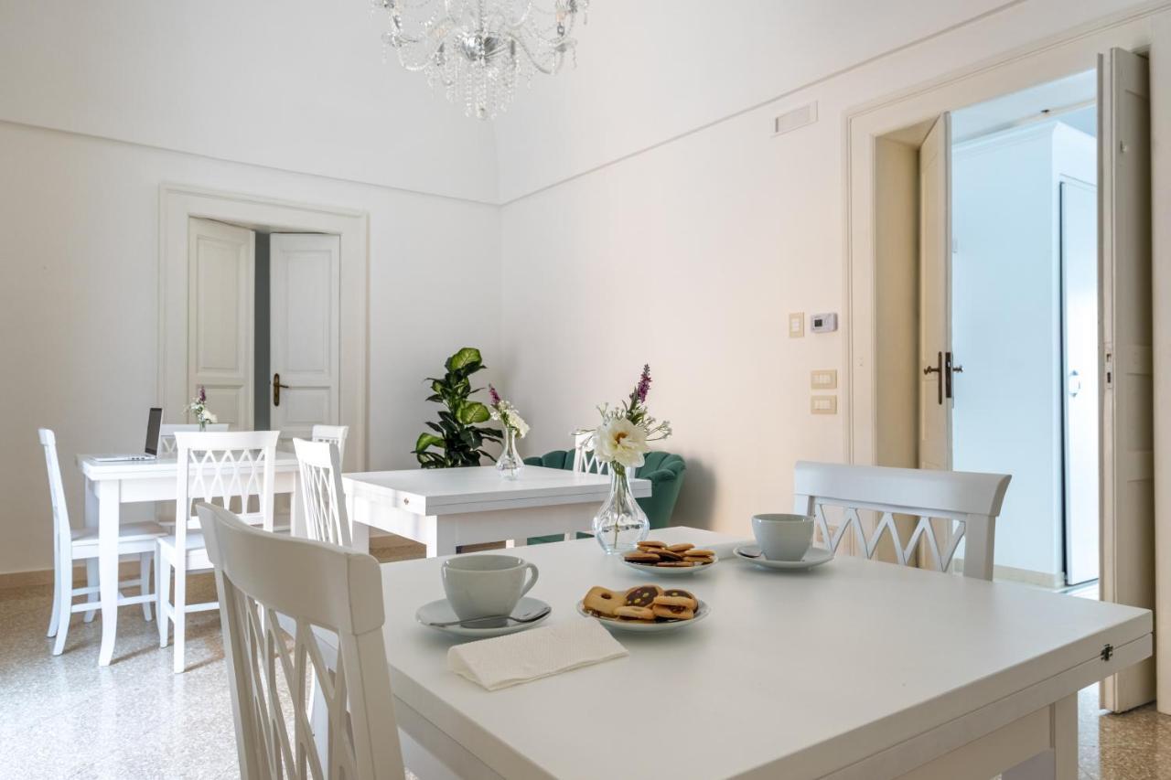 Chic B&B Piazza della Libertà Ostuni Extérieur photo