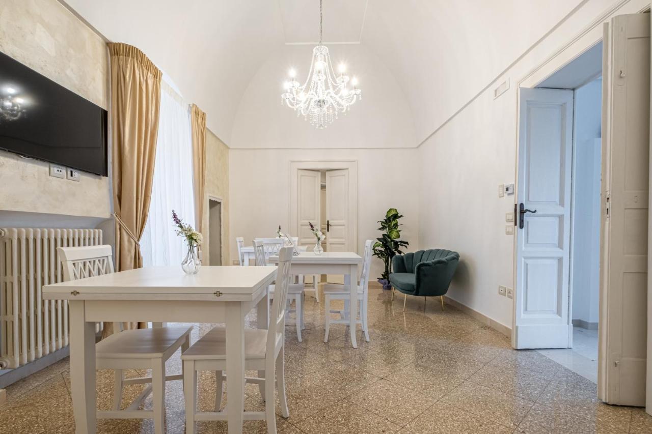 Chic B&B Piazza della Libertà Ostuni Extérieur photo